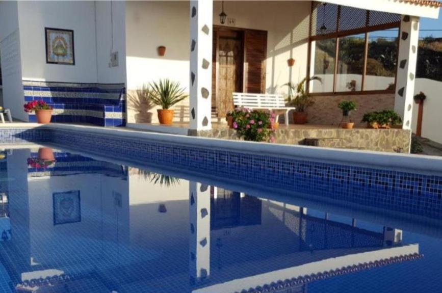 منزل الضيف سانتا كروث ذي لا بال  في Casas Hoya Limpia- Solo Adultos المظهر الخارجي الصورة