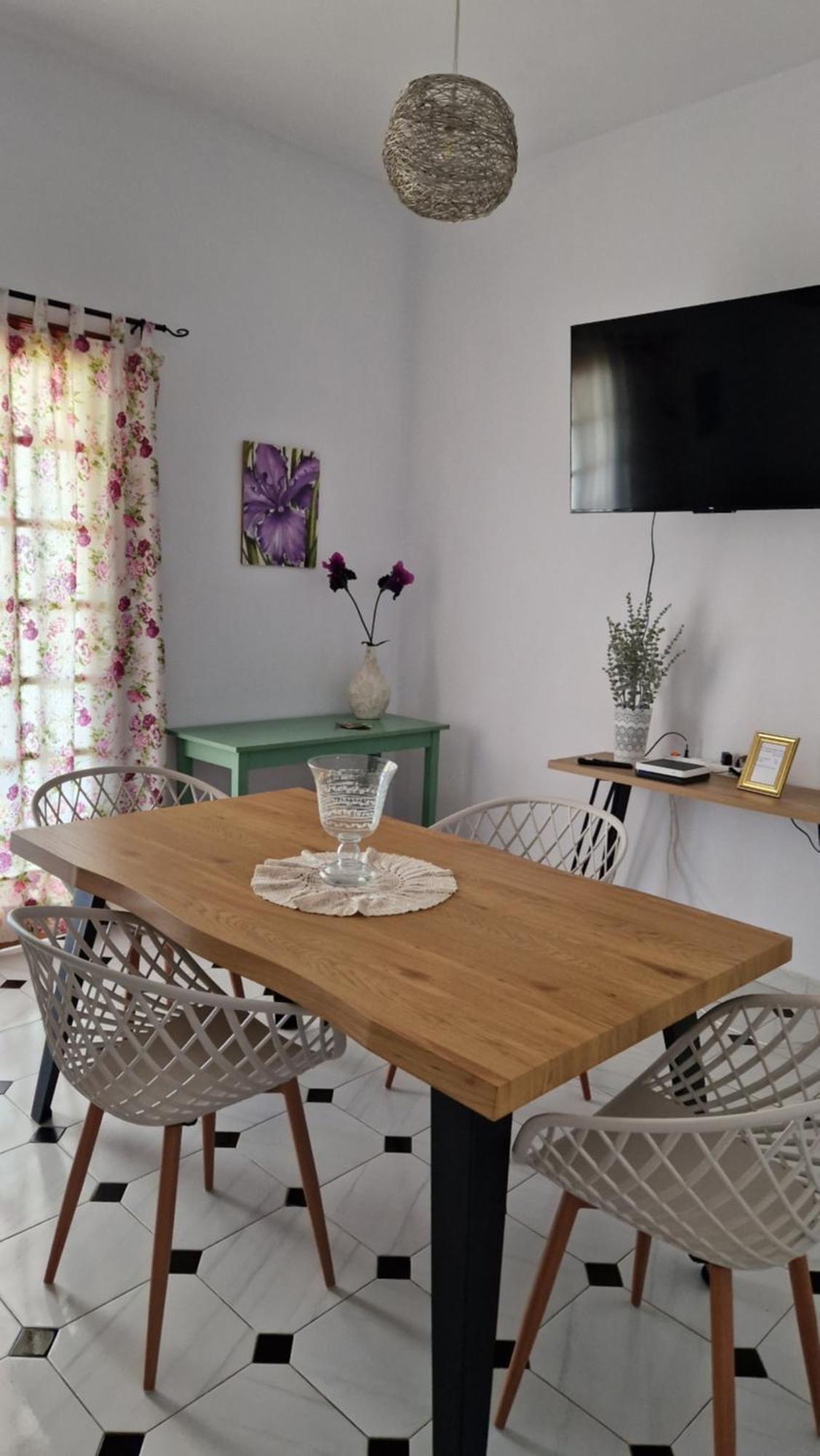 منزل الضيف سانتا كروث ذي لا بال  في Casas Hoya Limpia- Solo Adultos المظهر الخارجي الصورة