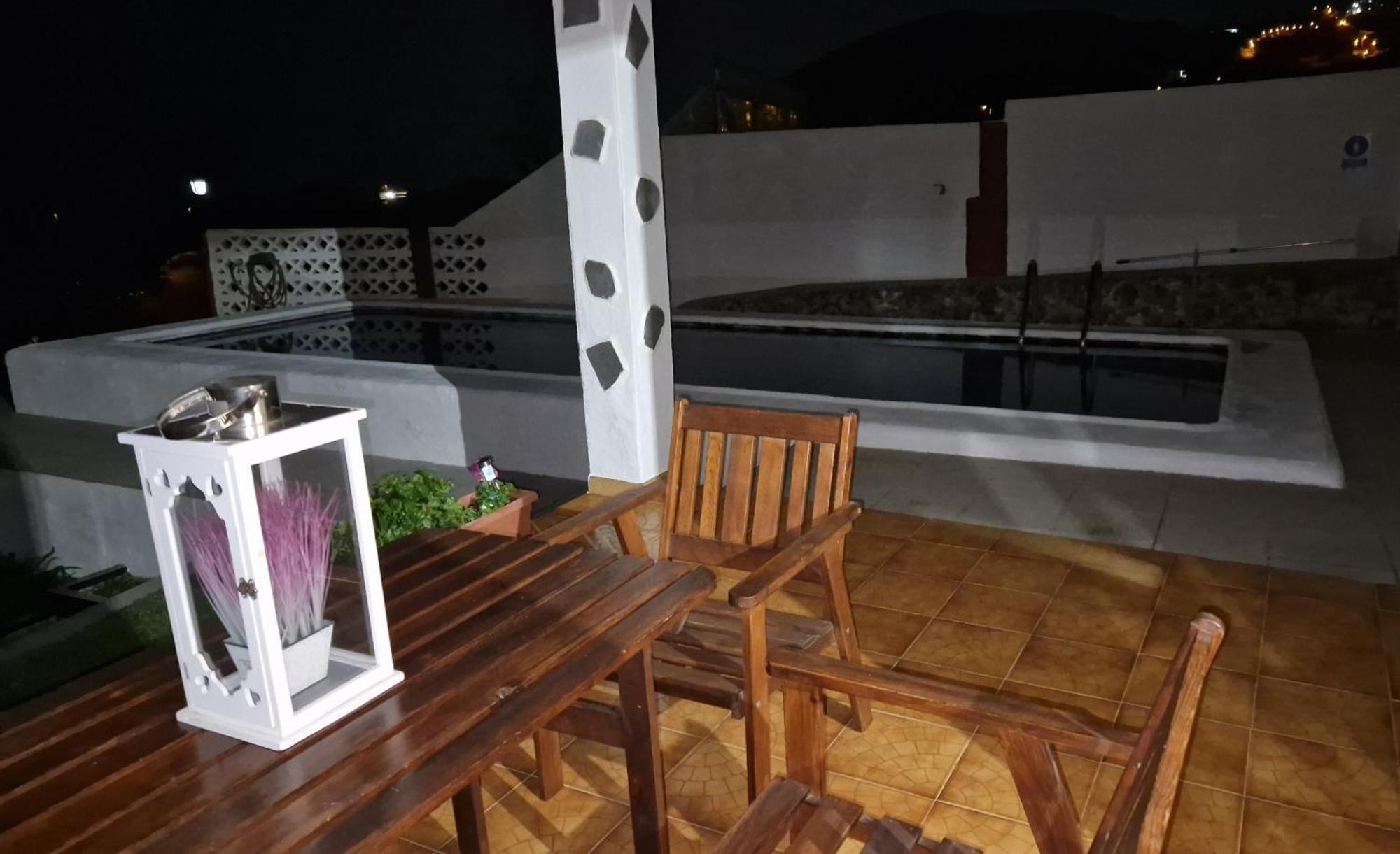 منزل الضيف سانتا كروث ذي لا بال  في Casas Hoya Limpia- Solo Adultos المظهر الخارجي الصورة